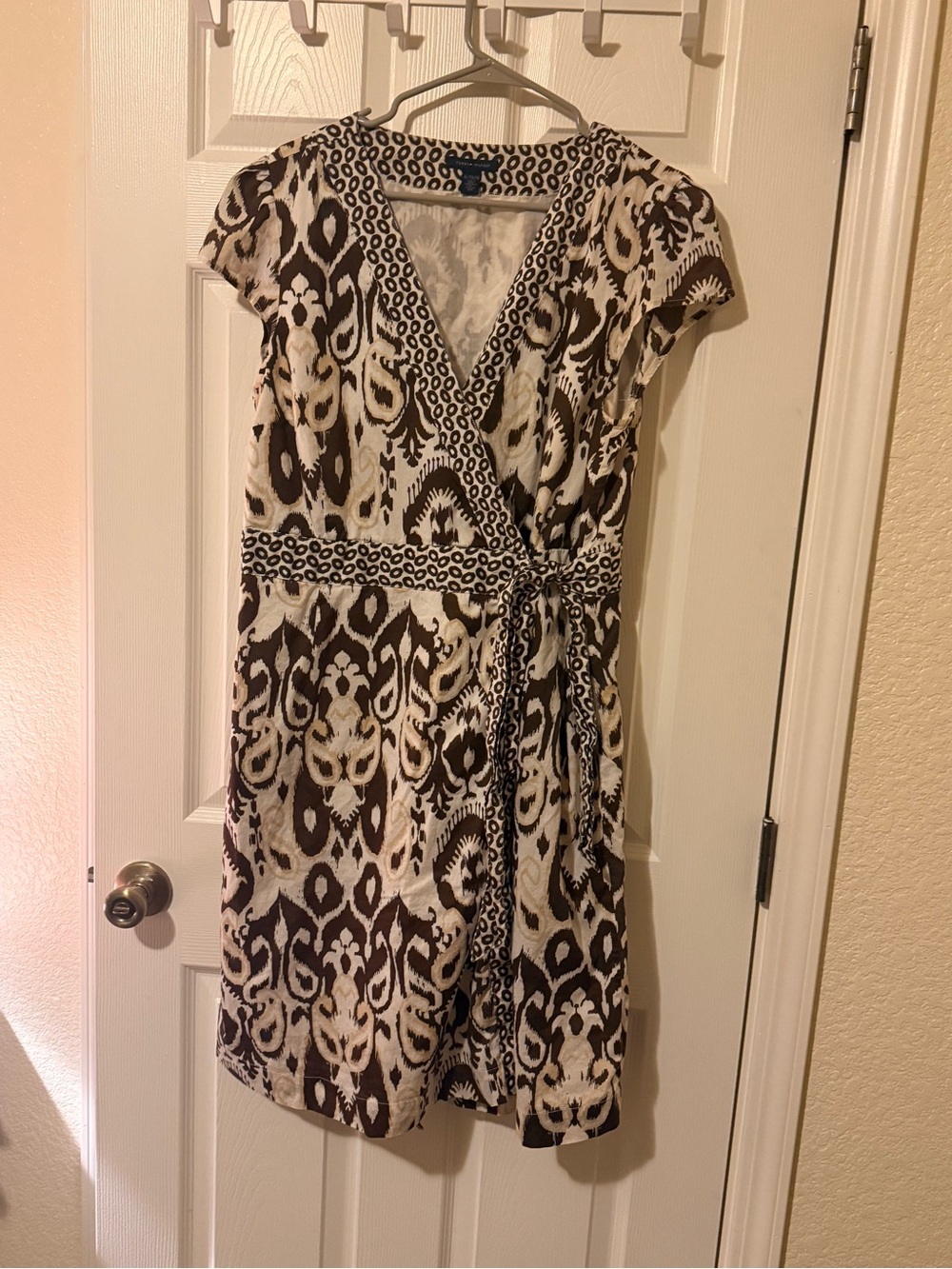 Women’s Brown and White Wrap Dress